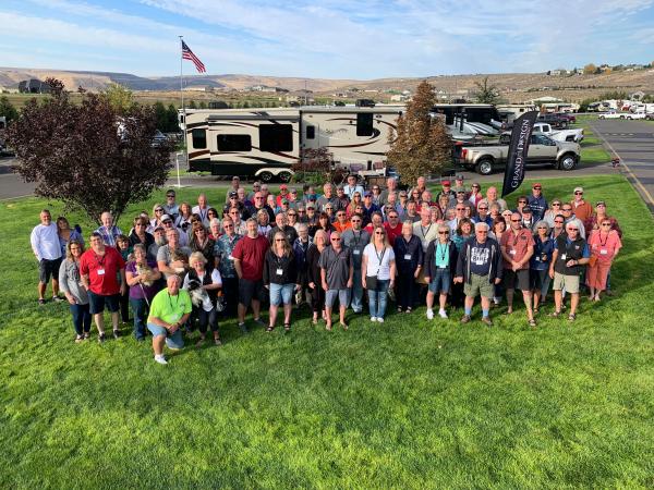 Group Photo from 2018 Washington State Owners Rally
